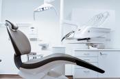 Klinika stomatologiczna dla całej rodziny. 3 wskazówki, jak ją wybrać